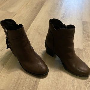 Aerosoles Bootie